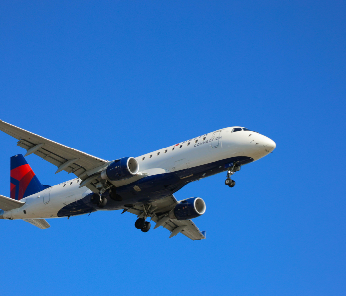 delta flight dl275 japan diversion lax